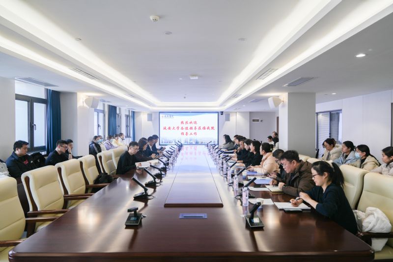 共促醫(yī)學(xué)創(chuàng)新發(fā)展，開創(chuàng)院校合作新局面